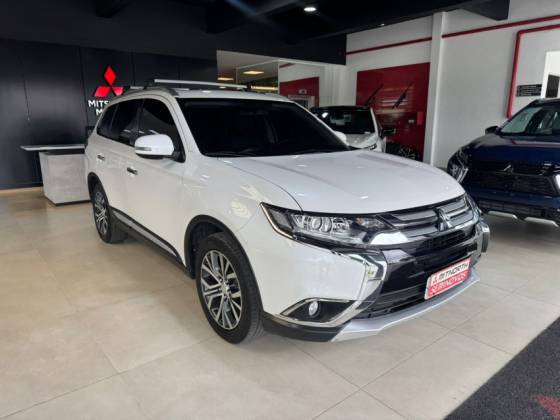 MITSUBISHI OUTLANDER 2.0 COMFORT 16V GASOLINA 4P AUTOMÁTICO